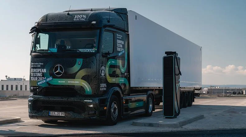 Электрогрузовик Mercedes eActros 600 нацелился на рекорд Гиннесса